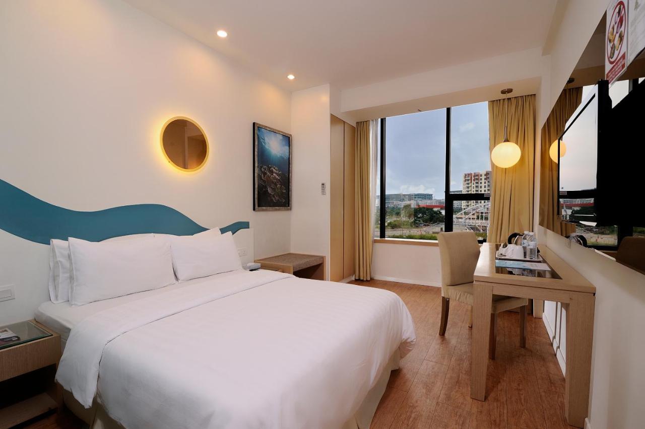 Oceania Hotel Kota Kinabalu Buitenkant foto
