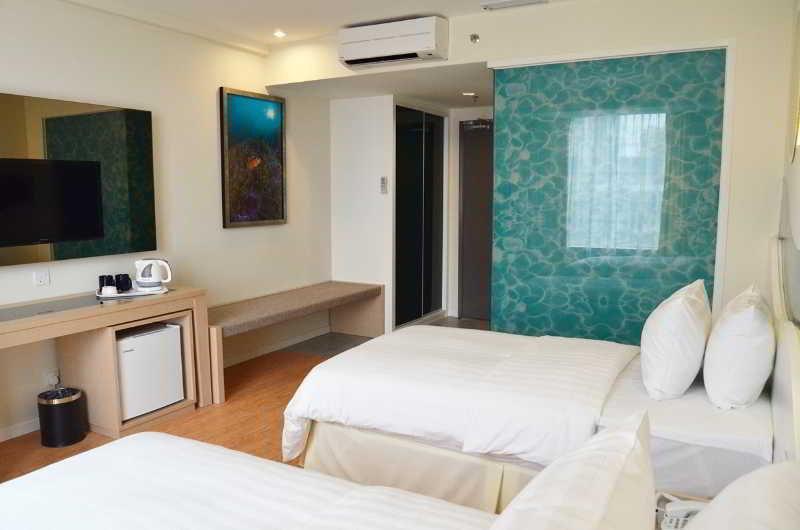 Oceania Hotel Kota Kinabalu Buitenkant foto