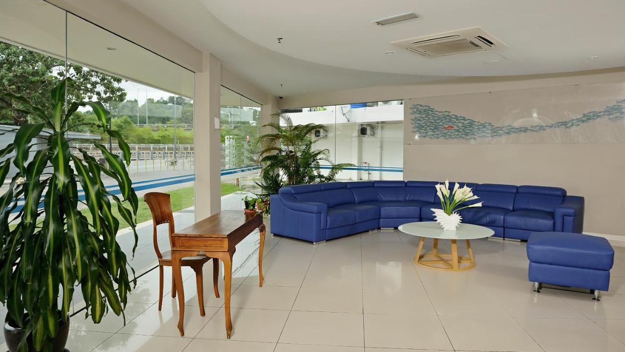 Oceania Hotel Kota Kinabalu Buitenkant foto